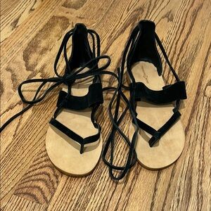 Treasure & Bond Black Minimalist Sandals